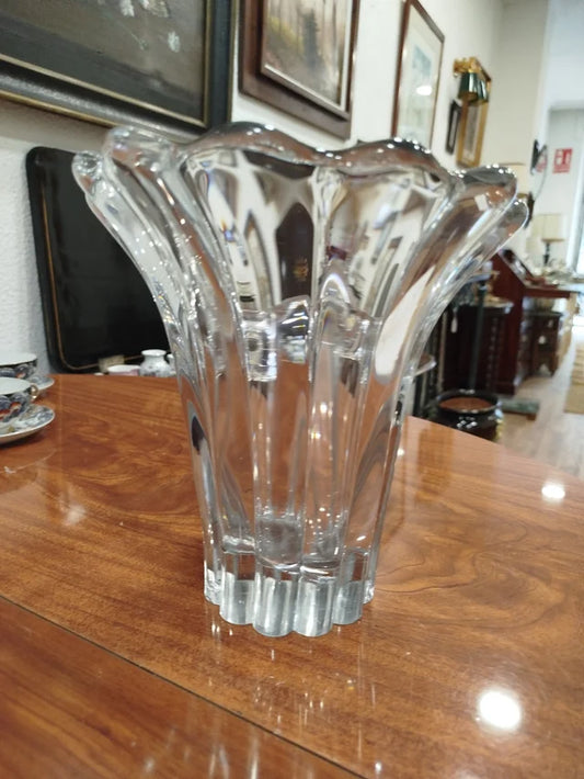 Jarra de cristal ondulado