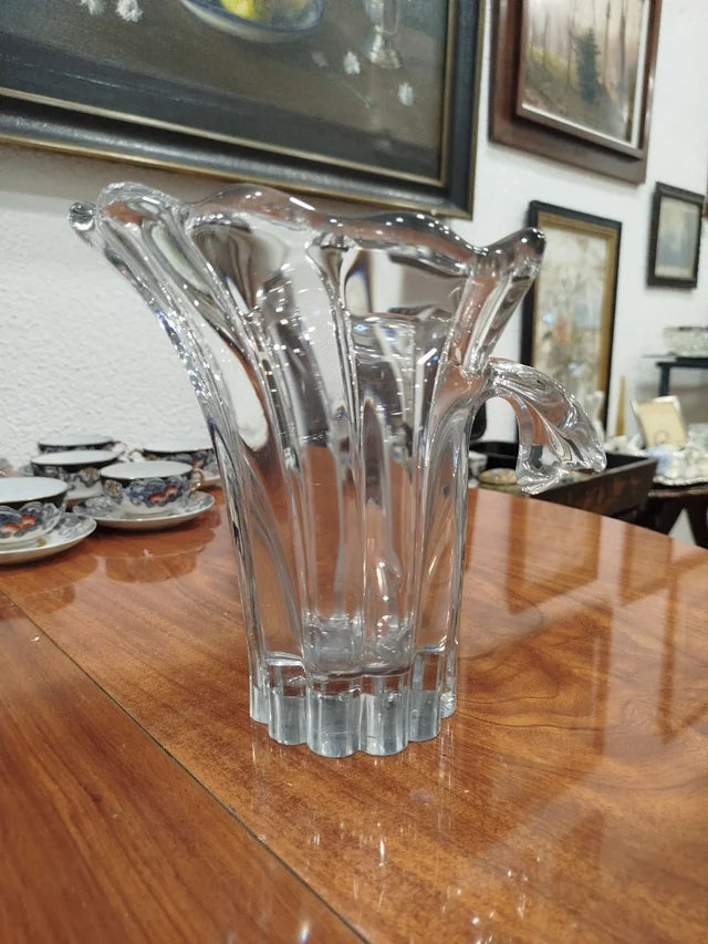Jarra de cristal ondulado