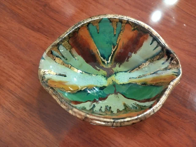 Elegante cenicero decorativo artesanal