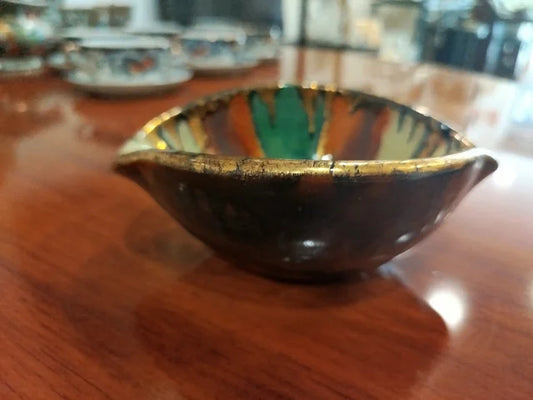 Elegante cenicero decorativo artesanal